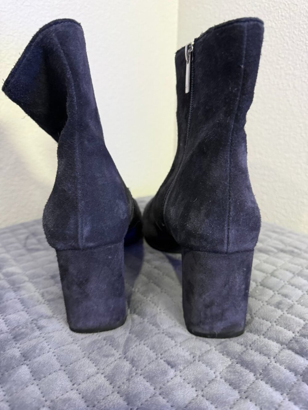 Aquatalia Fortuna, Women's Navy Blue Suede Heeled Ankle Bootie, size 9.5 - Picture 4 of 10